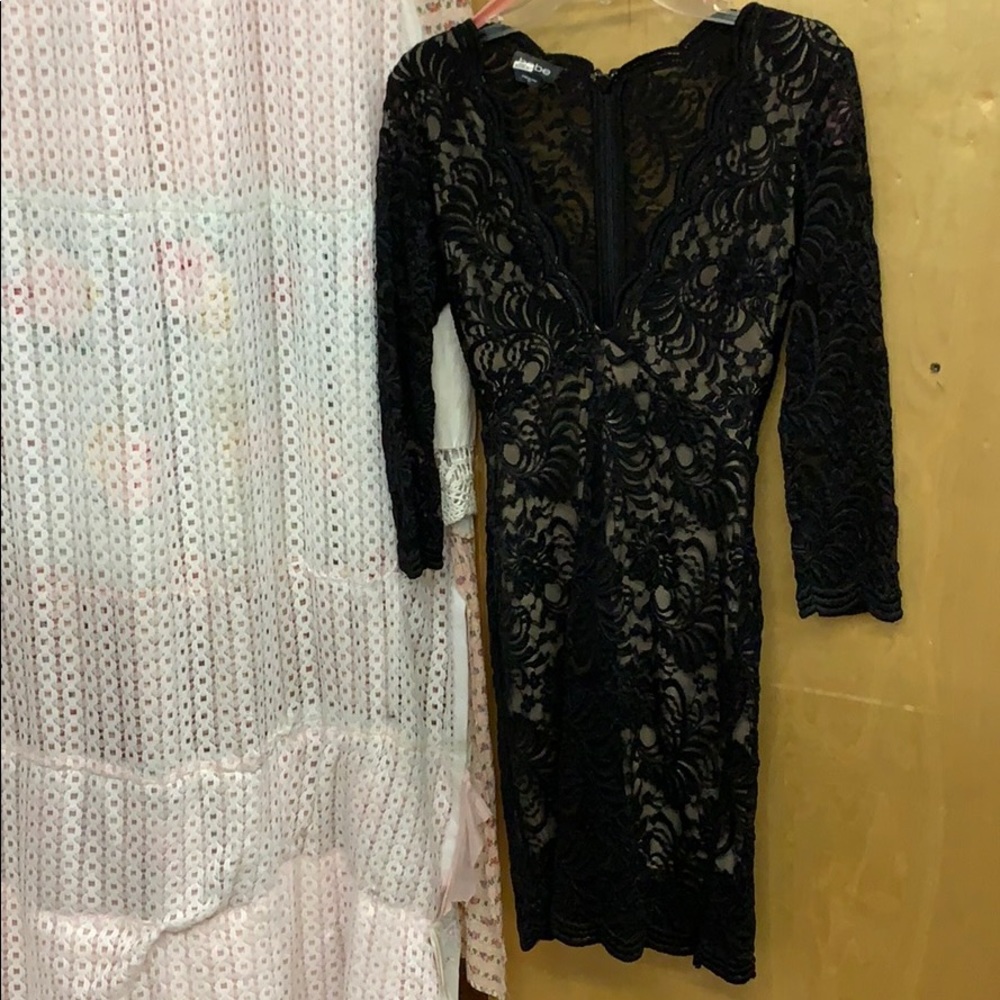 🌻4/$25 deal🌻 Bebe dress